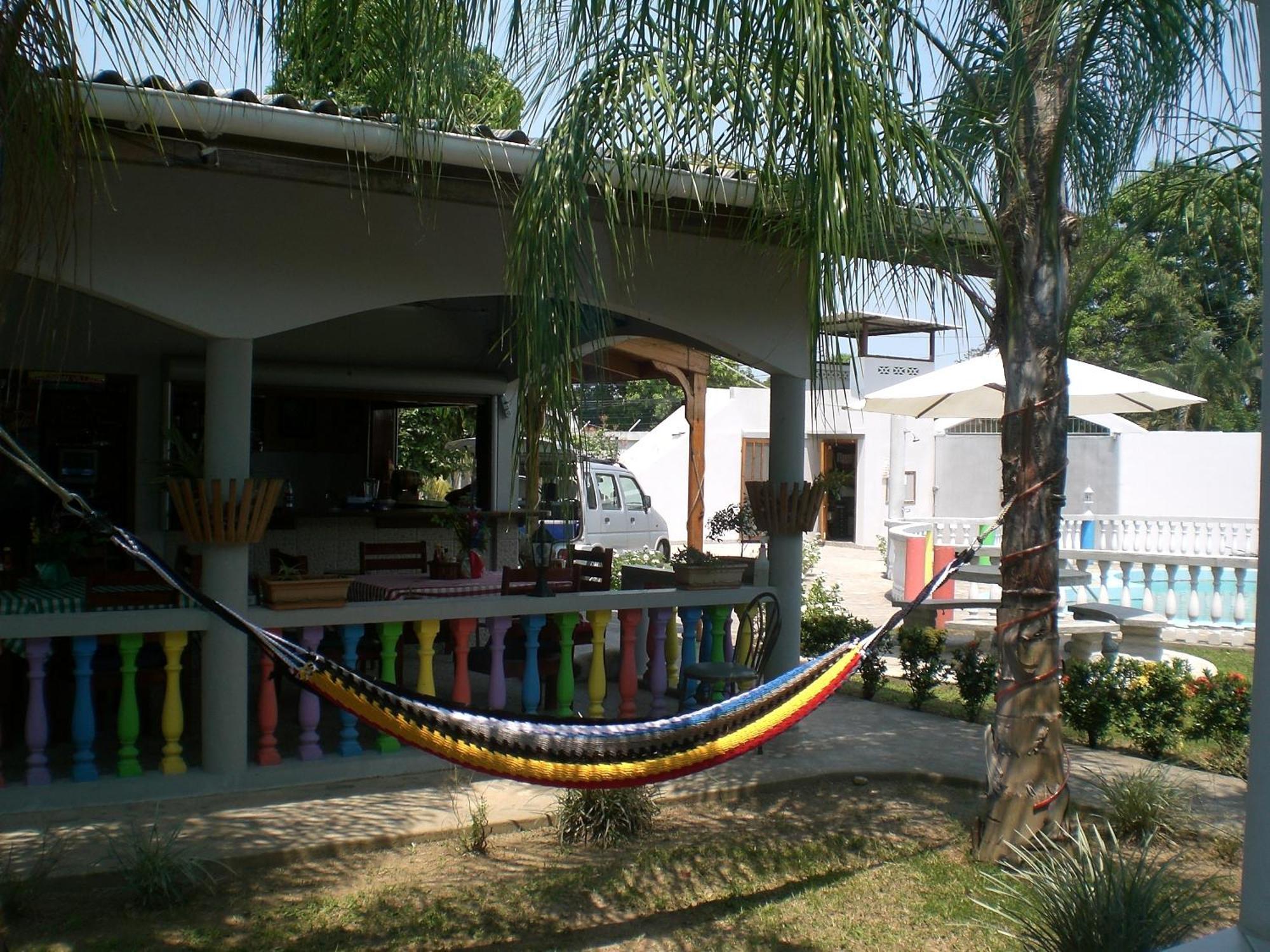Rainbow Village La Ceiba Dış mekan fotoğraf
